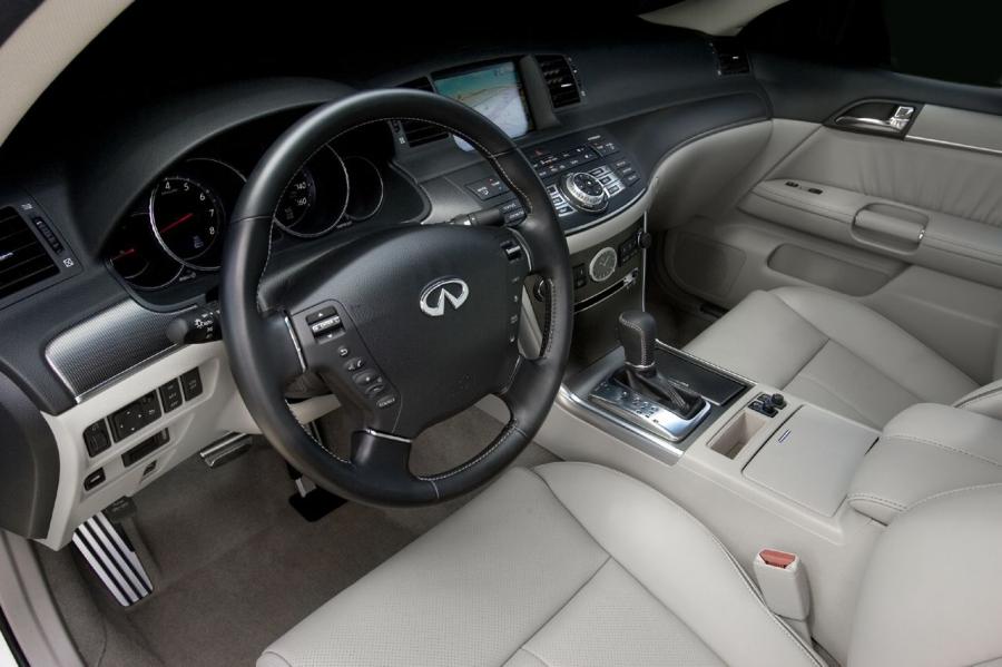  Infiniti M45 S 2008 года  (фото 2 из 20)